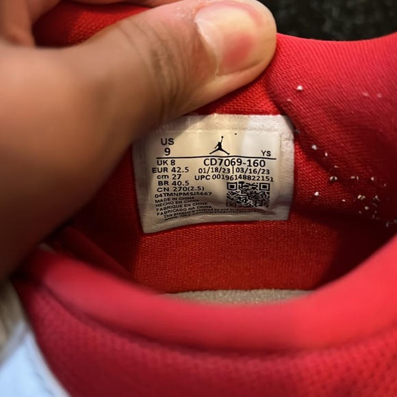 Air Jordan Legacy 312 Low GS red CD7069–160 - Picture 3 of 6